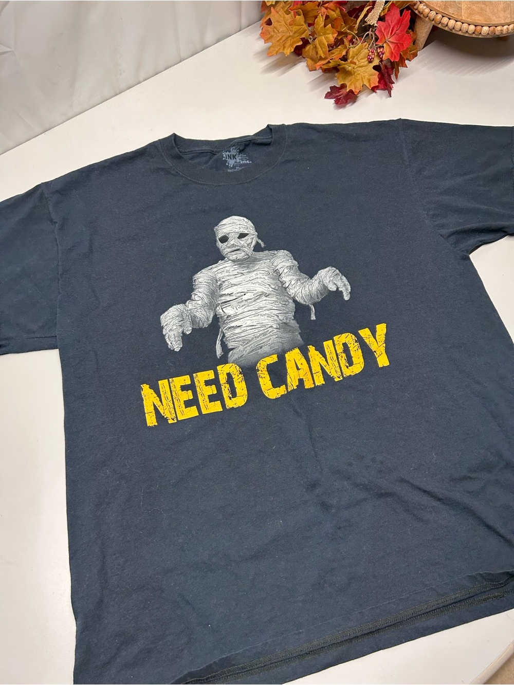 Vintage-Inspired 'Need Candy' Graphic Tee - Black